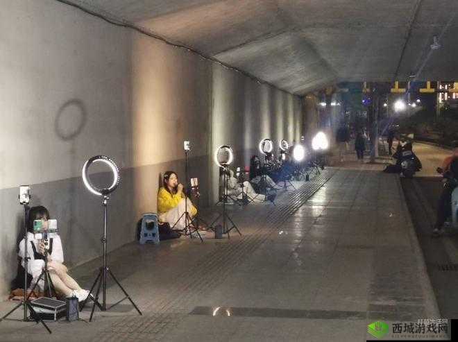 深夜奖励必备的 10 款软件众多颜值主播聚集在此：直播盛宴