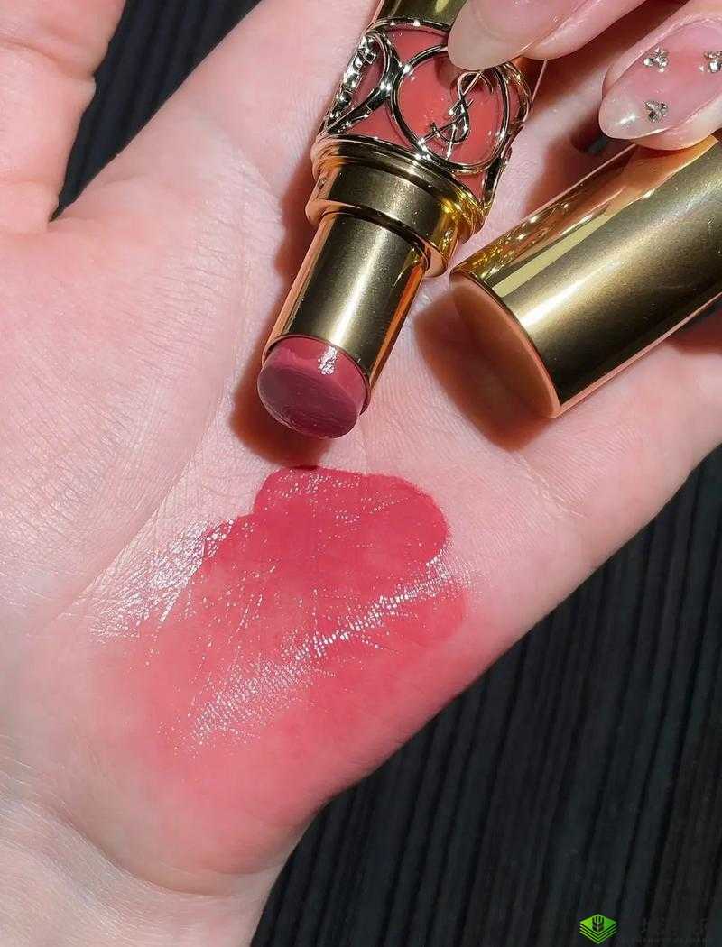 ysl 口红水蜜桃色号 7766 绝美魅力尽情绽放